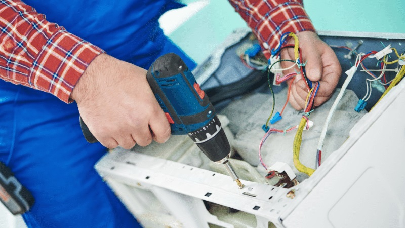 Ahmetli Philips Philips çamaşır makinesi kart tamiri – Su almama arızası orijinal parça ile giderildi. - Teknik servis örneği